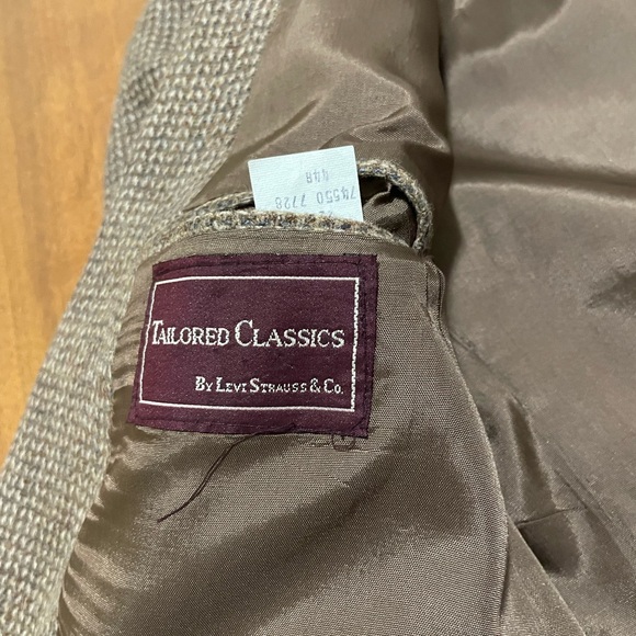 Levi's Classic Gray/Brown Blazer with Elbow Patches - Picture 2 of 4